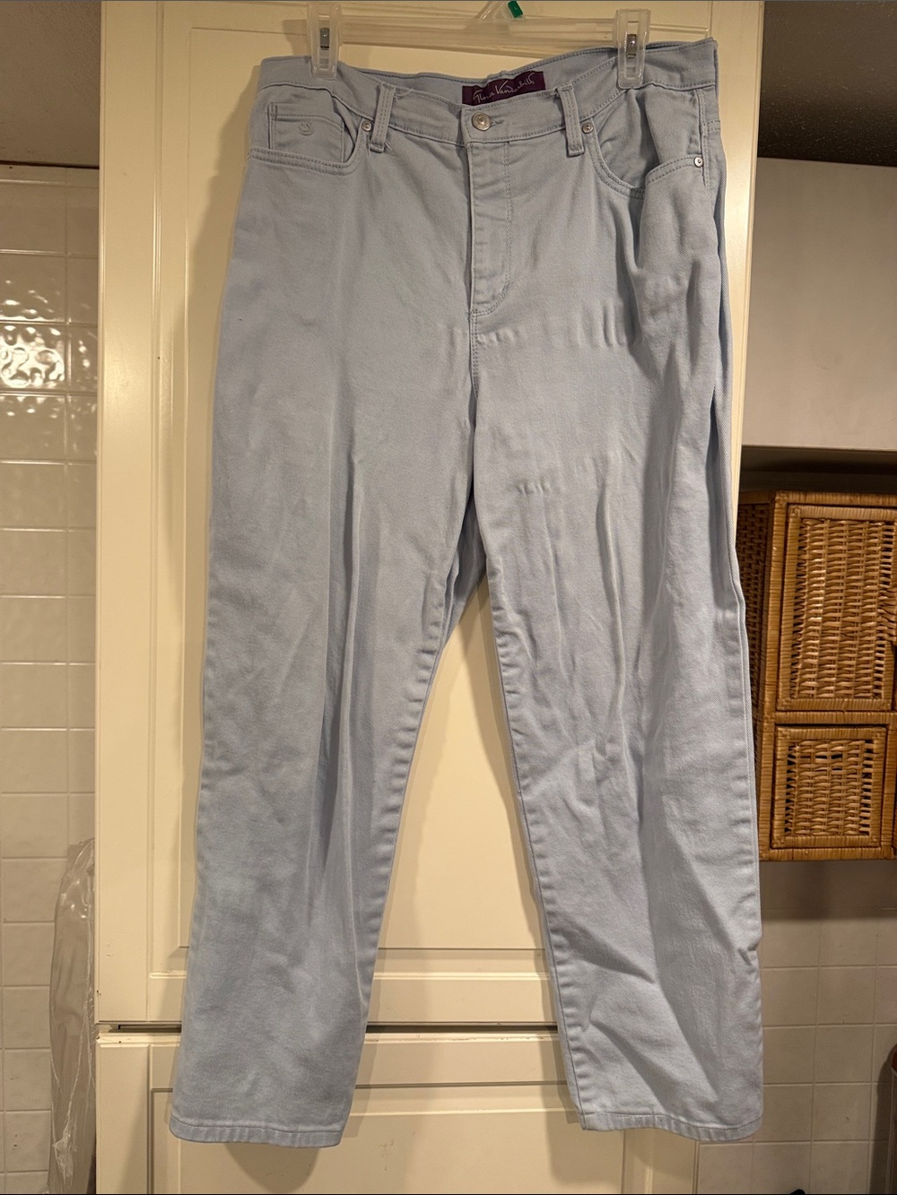 Gloria Vanderbilt Light Blue jeans size 12 6:30